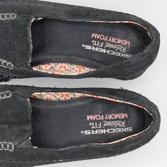 Sketchers leather slipon shoes size 7 - Picture 13 of 16